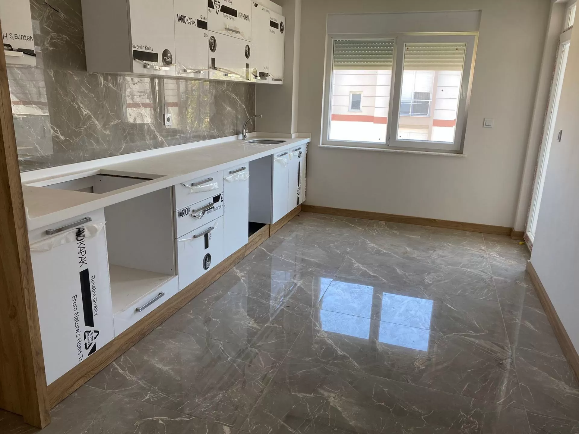 شقق للبيع في أنطاليا كيبيز تقدم ميزة المطبخ المنفصل